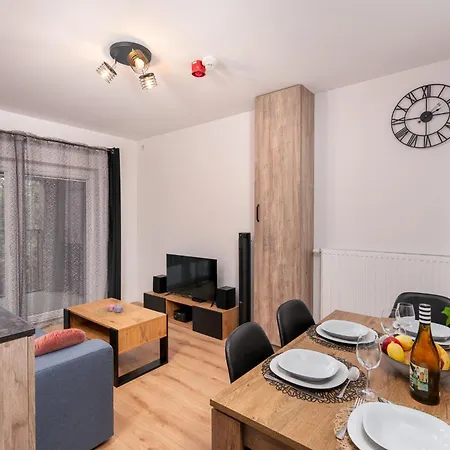 Apartament Apartwro 3th - Przy Dworcu Glownym Pkp, Balkon, Garaz, Rowery *